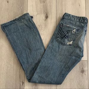 A Pocket Bootcut 7 Jeans size 27